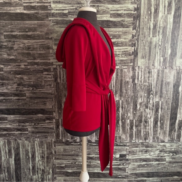 XT Red hooded wrap cardigan - Picture 8 of 10